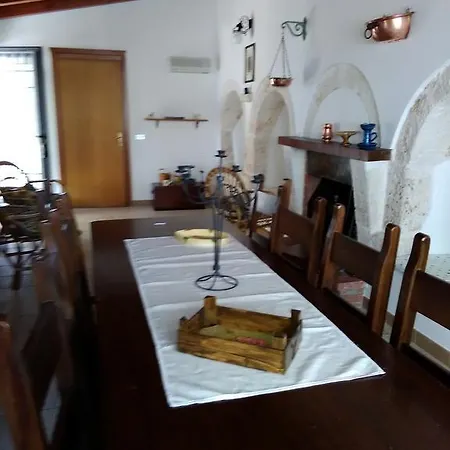 Trulli Sarmenzanello *